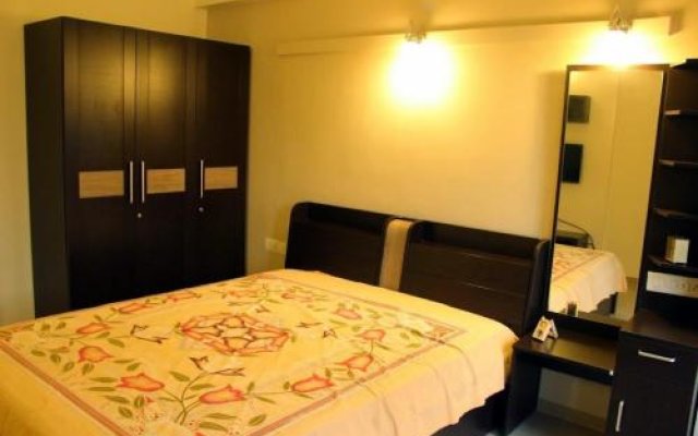 1 BR Homestay in 73 Palak Apartment Ishwar Bhuvan Road Navrangpura, Ahmedabad (6582), by GuestHouser