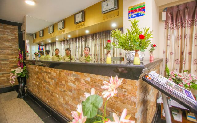 Grace Treasure Hotel