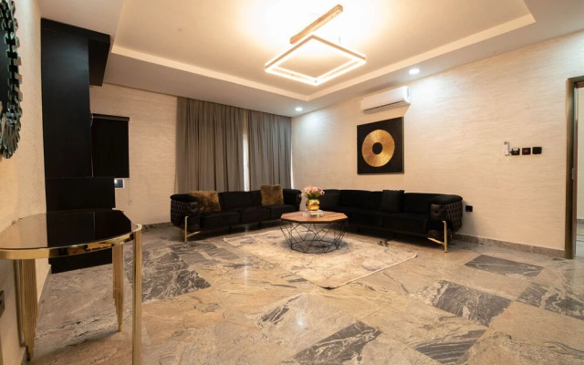 Yanna Apartments By Khaliques