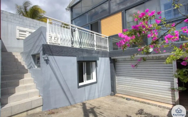 Villa Jacinthes - 250m2 à Saint Denis