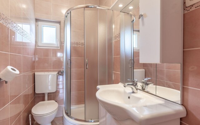 Waterfront Apartment in Vir With Balcony and Barbecue