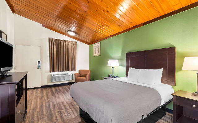 Quality Inn Tullahoma