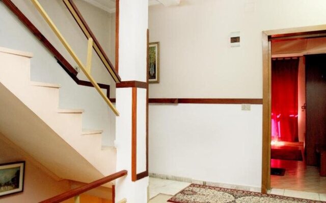 Hotel Lugano Tirana