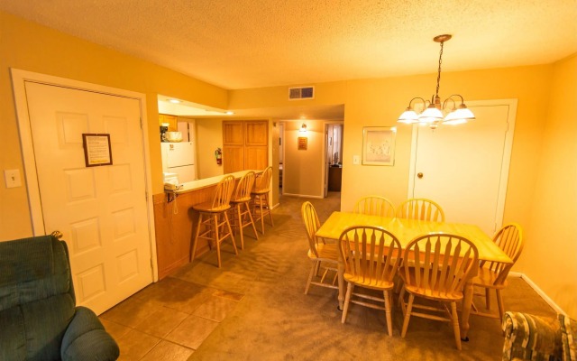 Auslander Condominiums