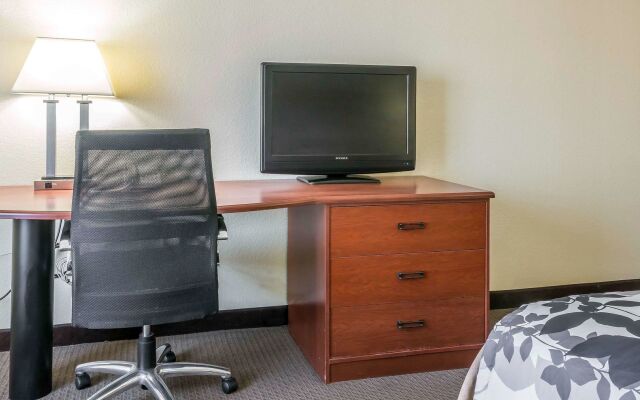 Sleep Inn & Suites University/Shands