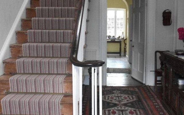 Beachborough Country House