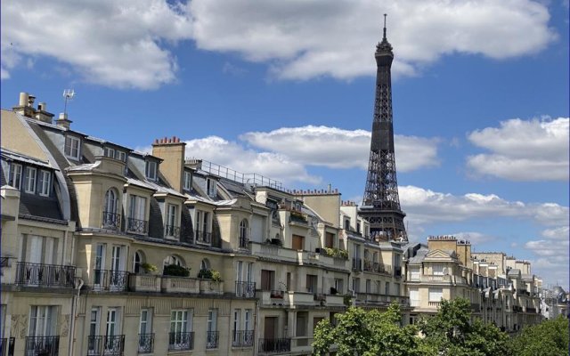 Hotel Le Cercle Tour Eiffel