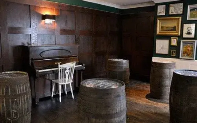 The Barley Sheaf Inn