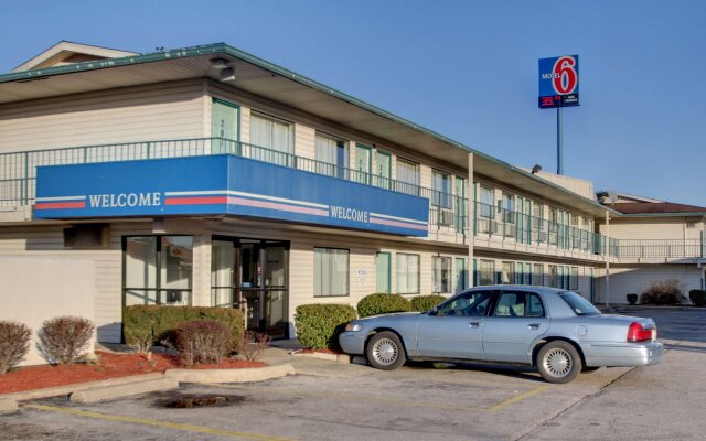 Motel 6 Owensboro, KY