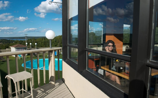 Clarenville Inn