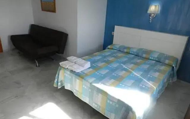Hostal Reyes