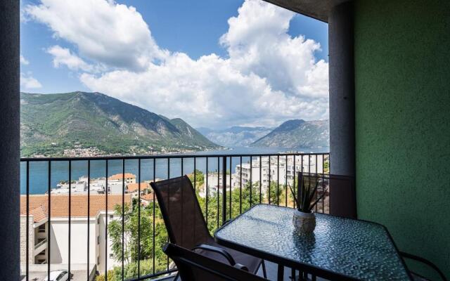 Apartment 14 With Amazing Sea View