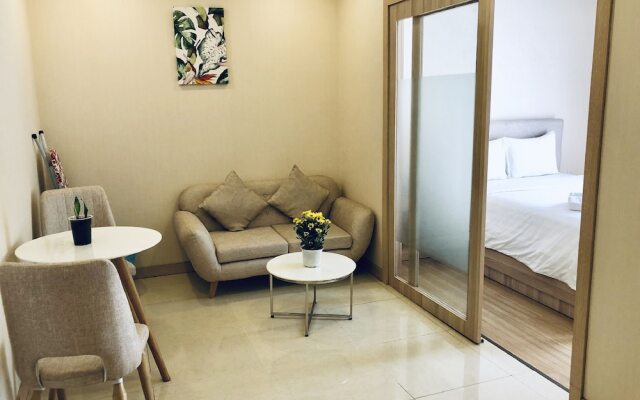 Golden Sands Service Apartment