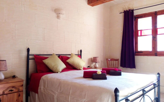 Narcisa Farmhouse B&B