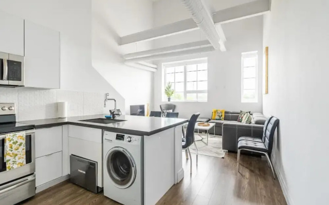 2storey 2bd Designed Loft Free Parking