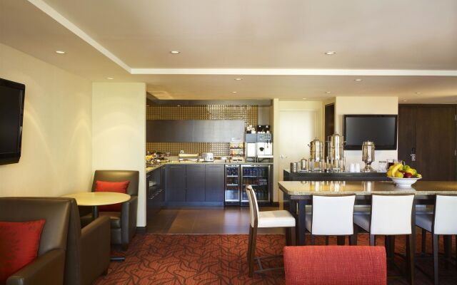 Sheraton Vancouver Airport Hotel