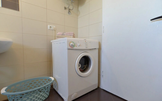Apartment 1773