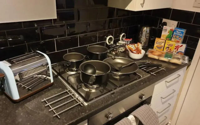 Birtley's Amethyst, 3 Bedroom Apt ,sleeps 6 Guest