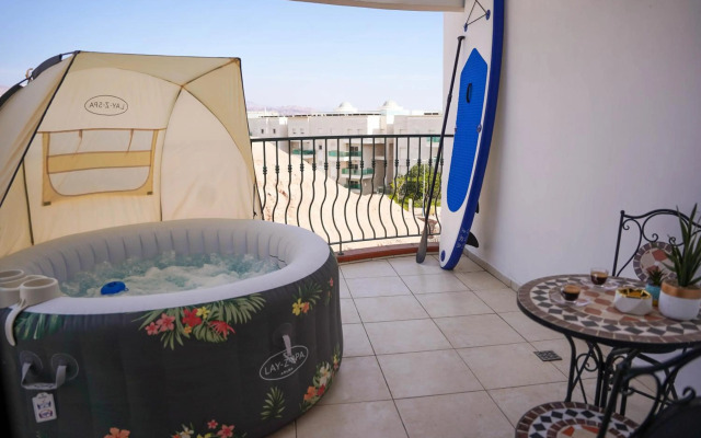 two bed room apartment 5 min walk to the beach