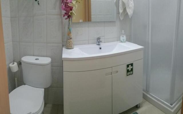 Downtown Porto next to subway with parking FREE