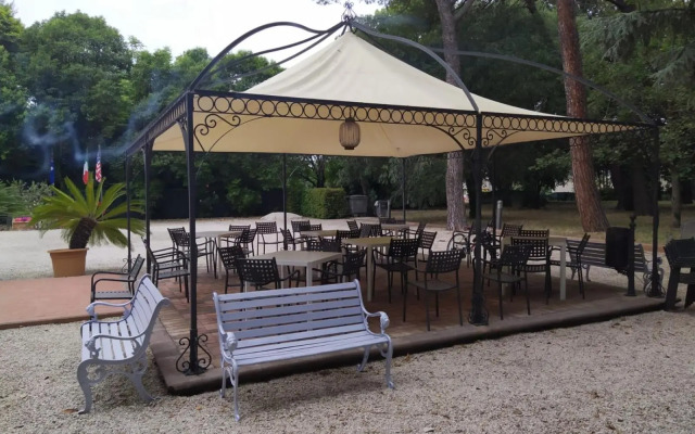 Villa Raffaello Park Hotel