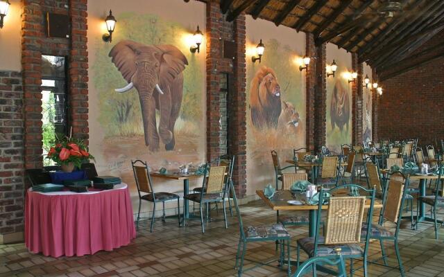 Golden Leopard Resorts - Manyane Resort