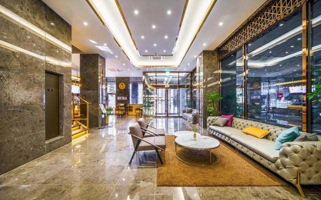 Layers Hotel Busan Hadan