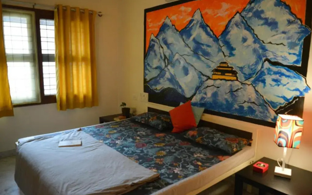 The Hood CoLiving Space & Hostel
