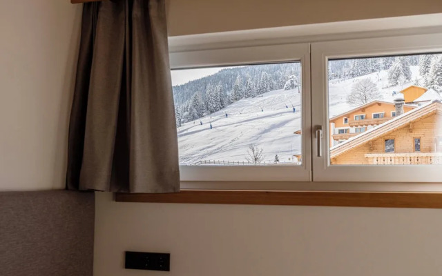 Zugspitz Suites Lermoos by ALPS RESORTS