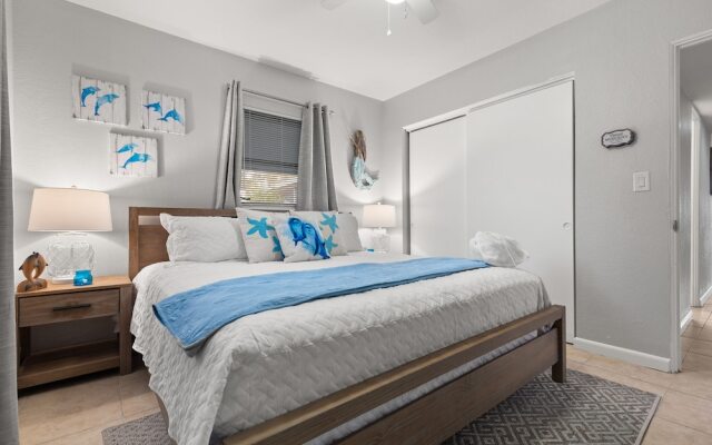 11350 Central Oasis 4BR Pool Home