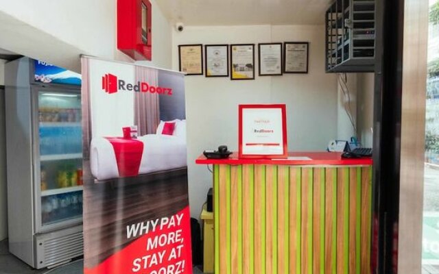RedDoorz Plus @ IT Park Cebu