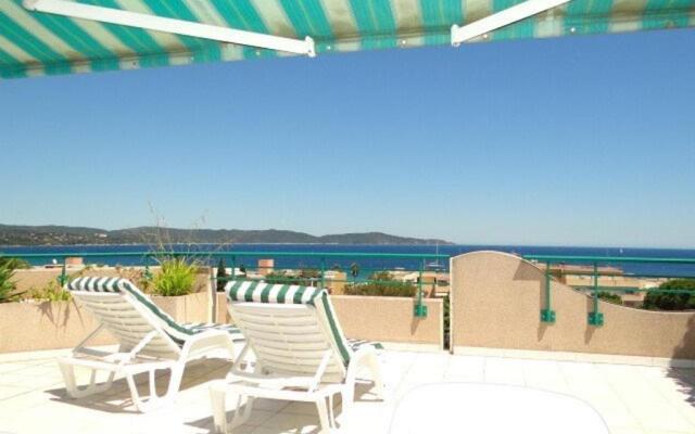 Appartement Cavalaire-sur-Mer, 3 pièces, 4 personnes - FR-1-100-172