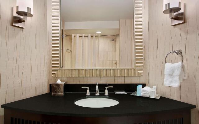 Hilton Rosemont Chicago O'Hare