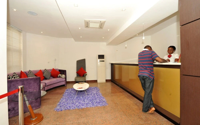 Silver Towers Hotel