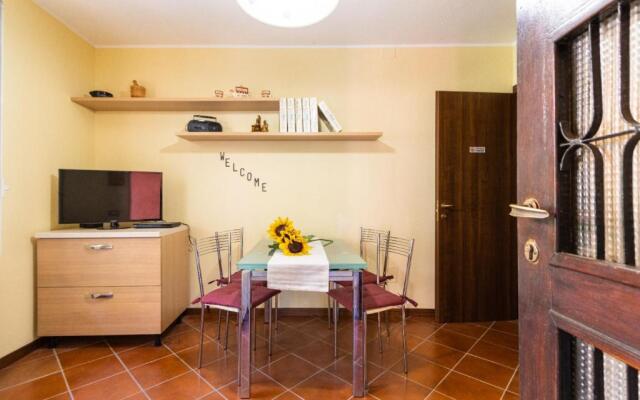 Tranquilla abitazione nel verde a 400m dal lago