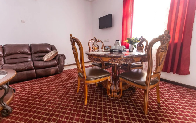 Royal Elmount Hotel