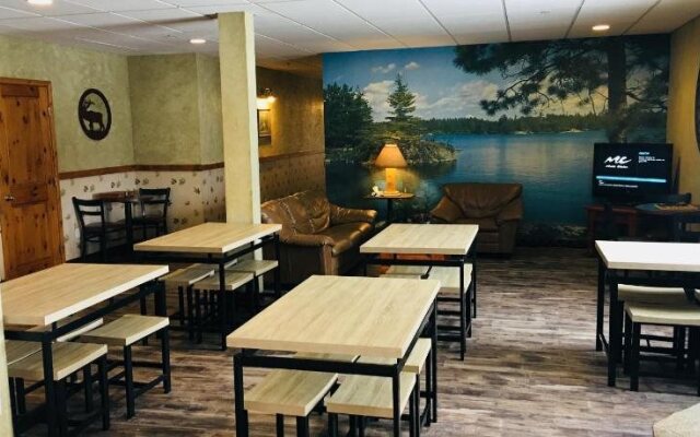 Boulder Creek Inn