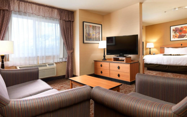 Crystal Inn Hotel & Suites Midvalley