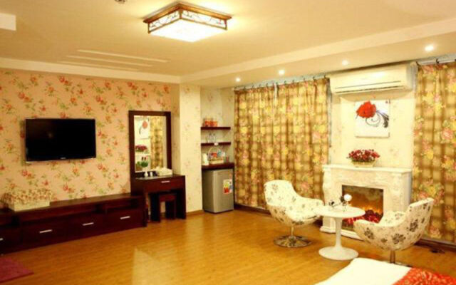 Hanoi Amore Hotel & Travel