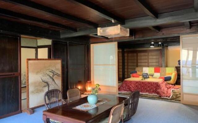 Yakuno House