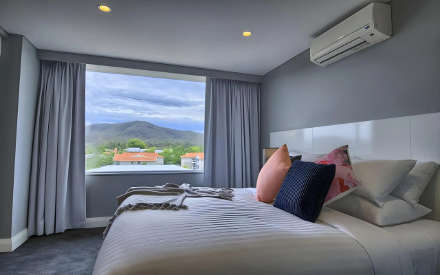 Canberra Rex Hotel and Serviced Apartments