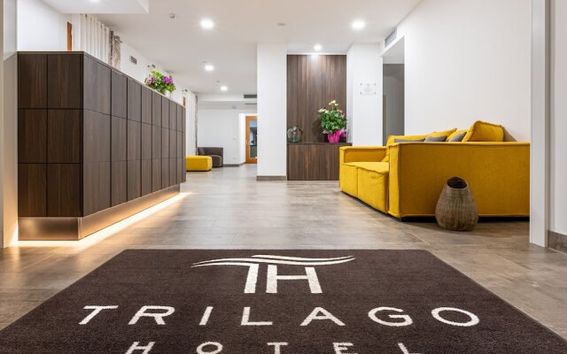 Hotel Trilago