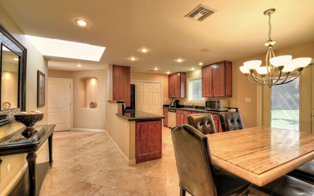Palm - 4 Bedroom Home - Scottsdale