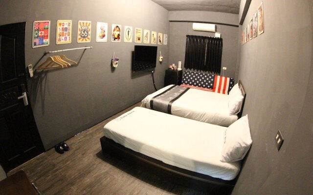 Time House Chain Hualien Train Station Hostel