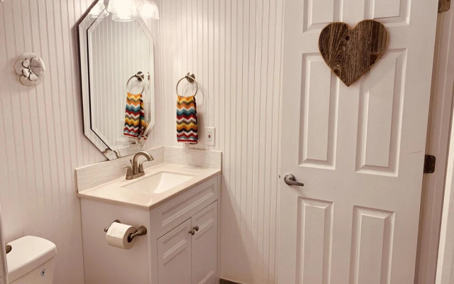 La Pluma Retreat With Guadalupe River Access