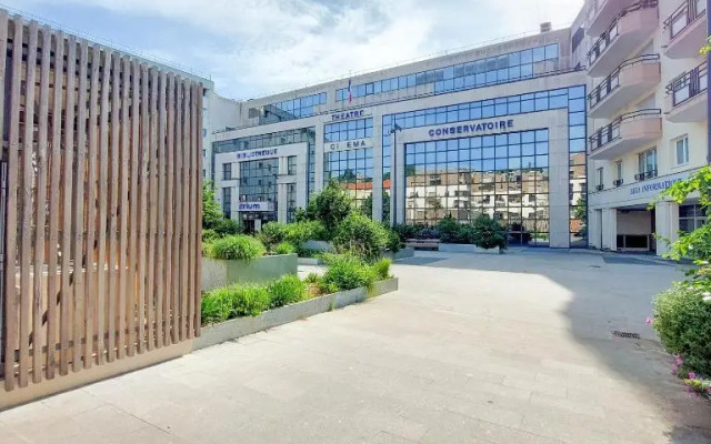 VILLA REIALA Chaville