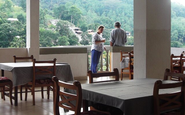 Majestic Tourist Hotel