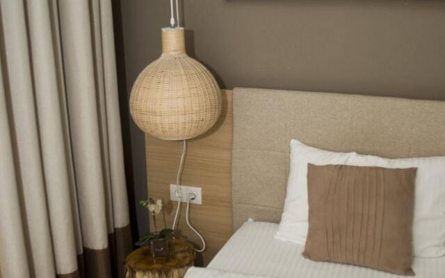 Poet Art Hotel