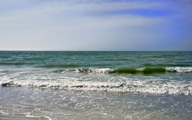 Misty Isles Redington Beachfront Suite 5