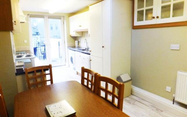 McMahon Guest House